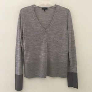 Rag & Bone Merino Wool Sweater Small Gray V Neck Contrast Gray Ribbed